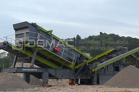 Crushing and Screening Mobile Combination