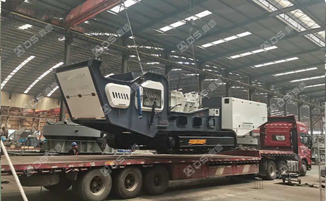 The Tracked Mobile Crushing Equipment Sent to Shenzhen Successfully